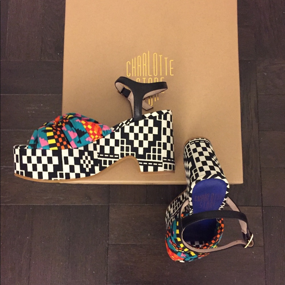 Charlotte Stone Geometric Platform Sandals